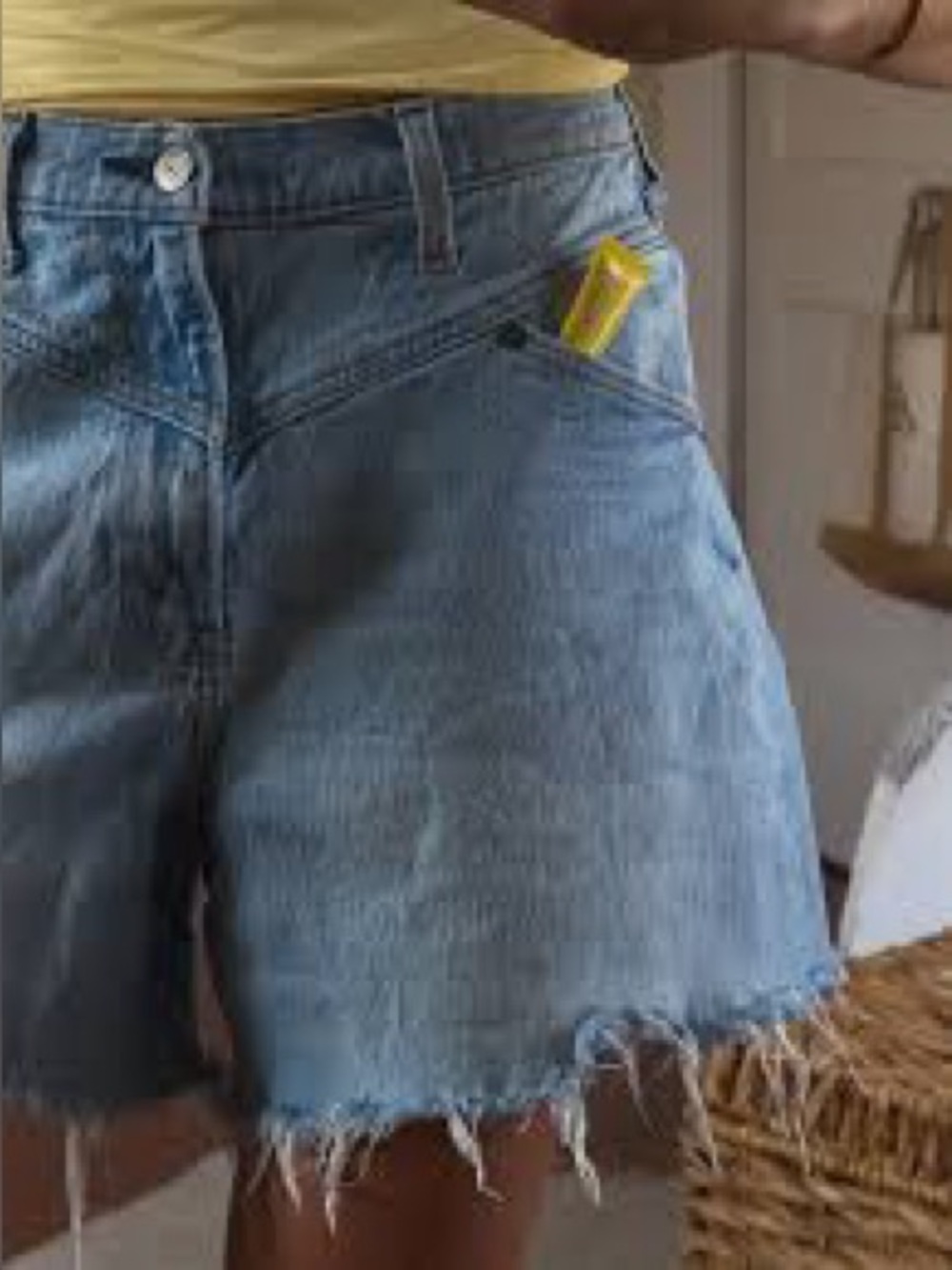 A&F Dad Curve Love Short 4” length